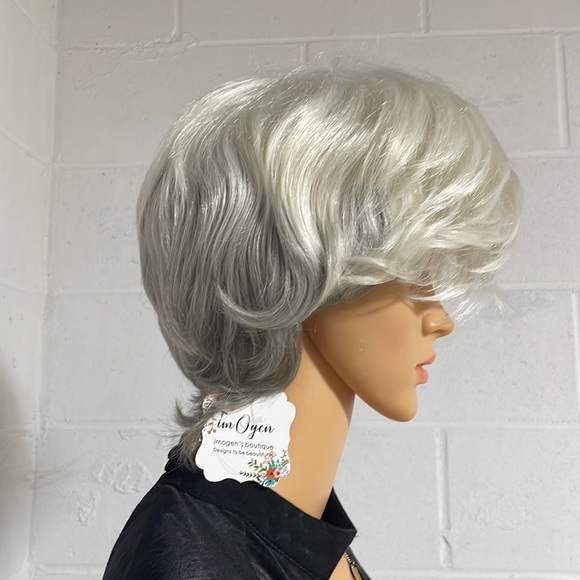 NWT 10” white silver platinum wavy short ombré white dimension men or unisex wig - Picture 2 of 15